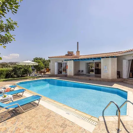 Vila Chara Mari Lachi