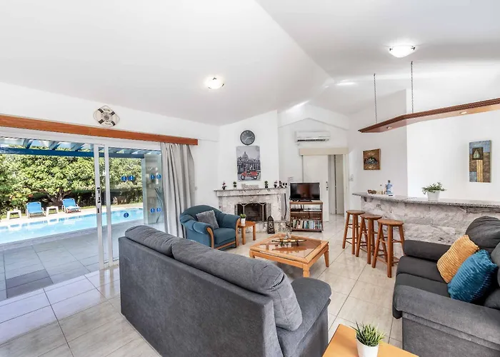 Vila Chara Mari Lachi